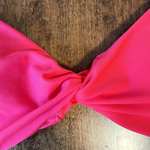 Aerie bathing suit top. - Picture 3 of 6